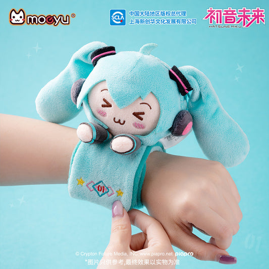 Hatsune Miku Squinty Eyes Series Plush Bracelet